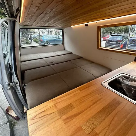 Rent Van Dibs